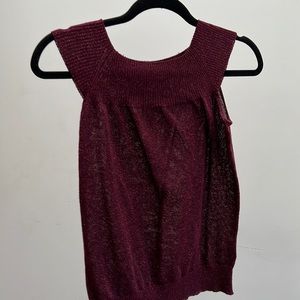 Off the shoulder stunning plum Mexx top